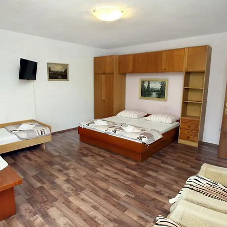 Jozef's - Stylish Retreat In Portoroz