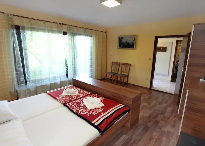 Lejlighed - Stylish Retreat In *