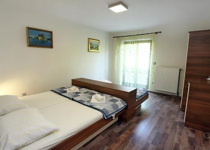 Daire - Stylish Retreat In Portorož