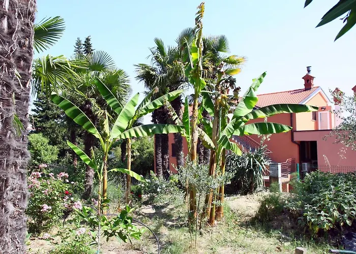 - Stylish Retreat In Lejlighed Portorož