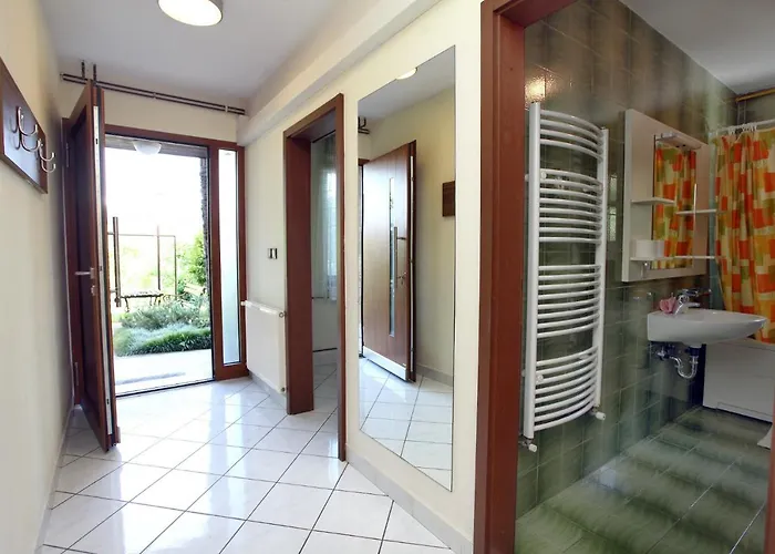 Daire - Stylish Retreat In Portorož