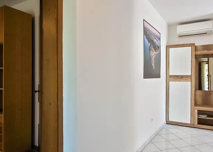 Daire - Stylish Retreat In Portorož